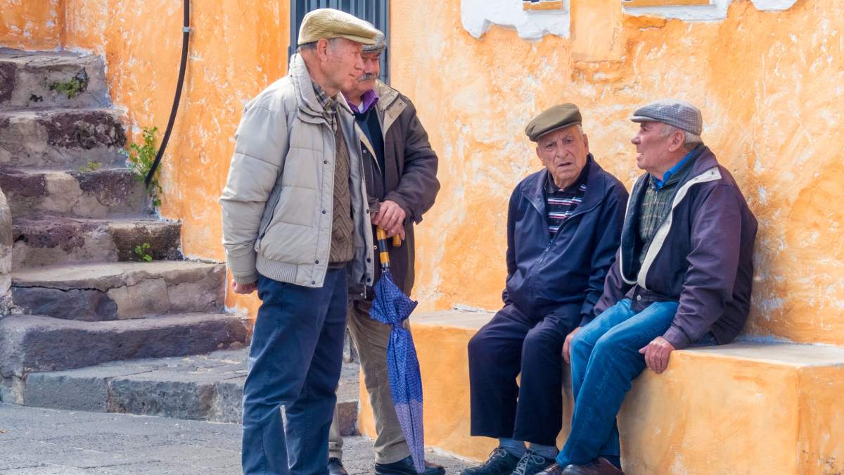 Centenários crescem na Itália: dados do Istat mostram regiões mais longevas