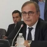 Merlo diz que carta de identidade é “inútil” para quem vive fora da Europa