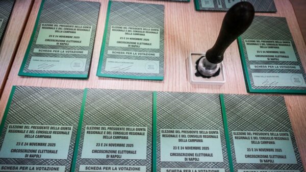 Votação regional na Itália: urnas abertas em Veneto, Campania e Puglia