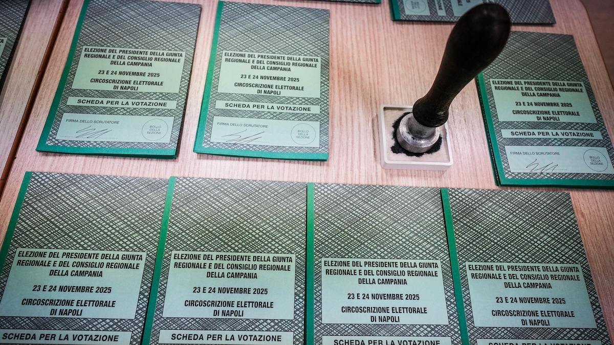 Votação regional na Itália: urnas abertas em Veneto, Campania e Puglia