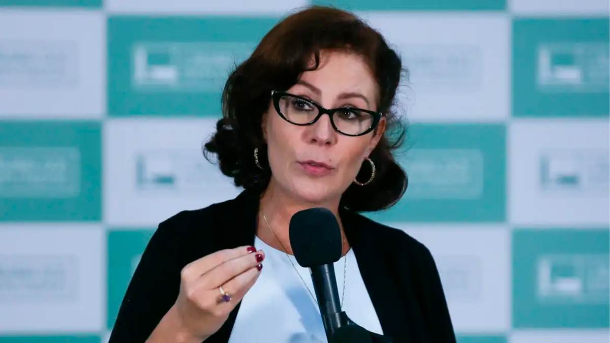 Justiça da Itália exigiu do Brasil garantias sobre as condições dos presídios antes de decidir se extradita a deputada Carla Zambelli.