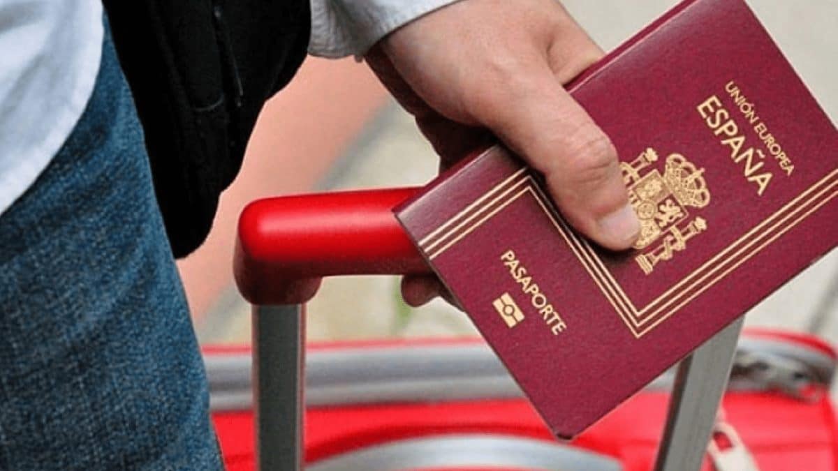 Explosion of applications: 2,3 million seek Spanish citizenship by historical right.