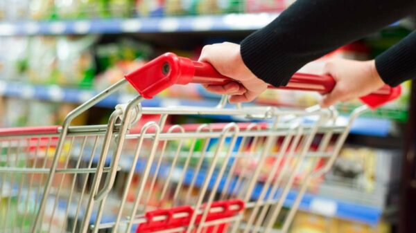 Gasto no supermercado sobe mais de 26% na Itália desde 2020