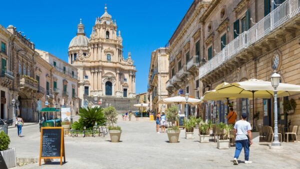 Ranking revela os 10 melhores países para viver após a aposentadoria. Itália, com a linda Ragusa (Sicília), surpreende | Foto: Depositphotos