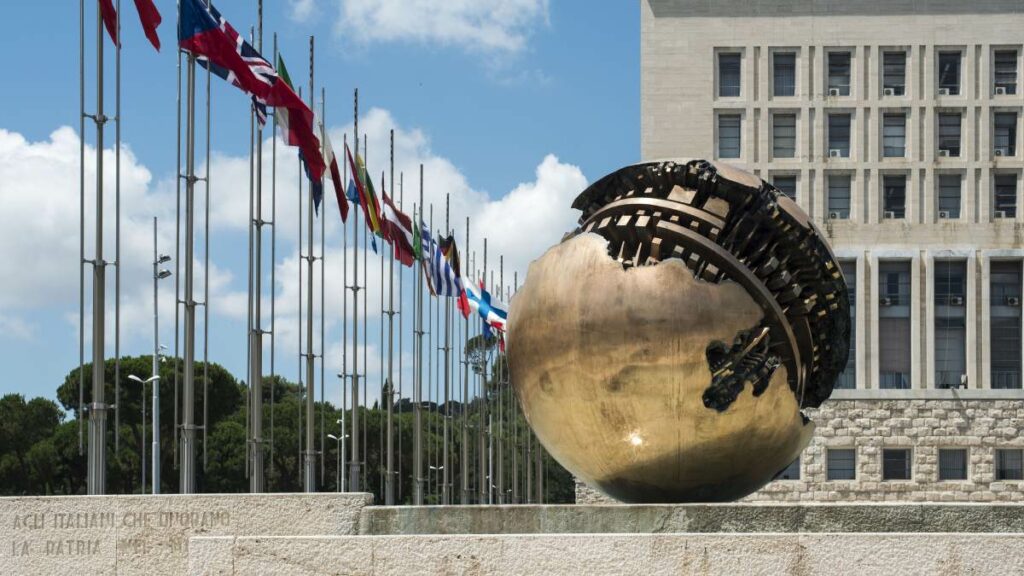 Os consulados italianos emitiram 562.424 passaportes e 187.524 carteiras de identidade eletrônicas entre setembro de 2024 e setembro de 2025