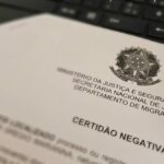 Brasileiros cobram Justiça por mudanças em certidão de naturalização