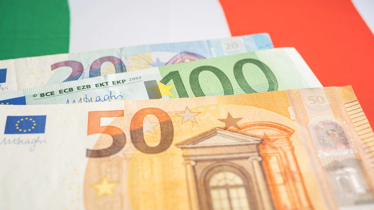 Esqueça o salário mínimo. Fizemos as contas de quanto sobra no bolso após pagar o aluguer, as contas e o mercado nos destinos favoritos dos brasileiros | Foto: Depositphotos