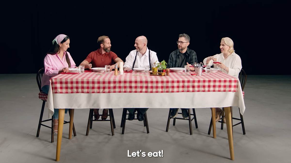 A Pizza Hut lançou uma nova linha de massas com uma estratégia focada no humor e na autocrítica.