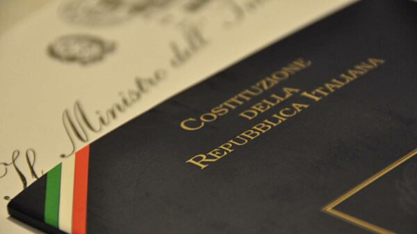 Lei centraliza os pedidos em Roma: medida pode travar o processo e aumentar o número de ações na Justiça