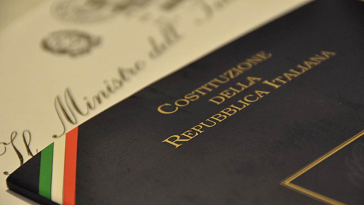 Lei centraliza os pedidos em Roma: medida pode travar o processo e aumentar o número de ações na Justiça