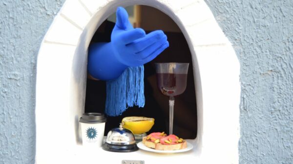 Janelinhas de vinho saíram de Florença e ganharam versão charmosa no Bixiga, em São Paulo.