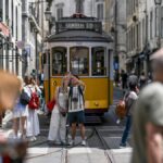 Falta de mão de obra em Portugal reflete crise demográfica e política da Itália.