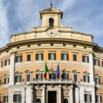 Lvantamento revela quais deputados e senadores realmente comparecem às sessões em Roma