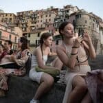 Descubra os melhores planos de celular para usar na Itália em 2026 e evite surpresas com taxas de roaming.