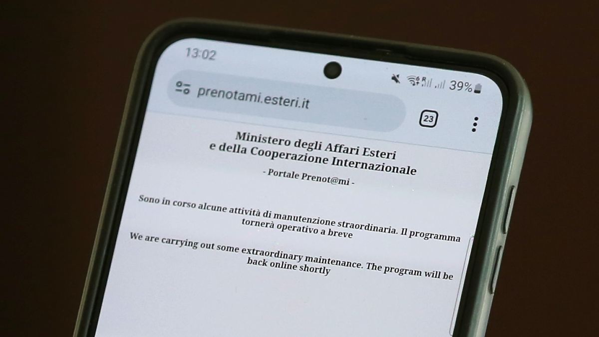 A suspensão afeta agendamentos em todos os consulados e embaixadas da Itália