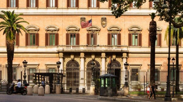 Alerta dos EUA: embaixada em Roma pede cautela após operações no Irã