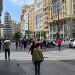 Nova lei na Espanha: regularização em massa pode beneficiar milhares de brasileiros