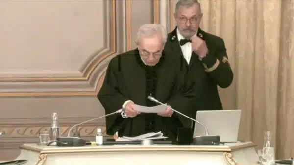 Silêncio da mídia italiana marca julgamento sobre cidadania e levanta questionamentos