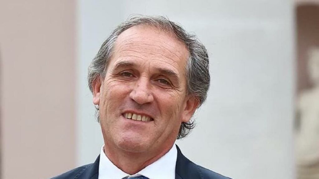 Senador de Meloni exalta 