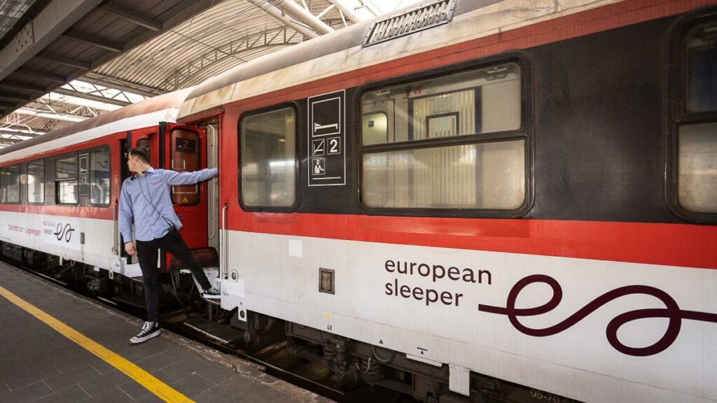 A rota Bruxelas-Milão estreia em setembro de 2026, com passagens a partir de €29,99 e conexões em cidades como Colônia e Zurique.