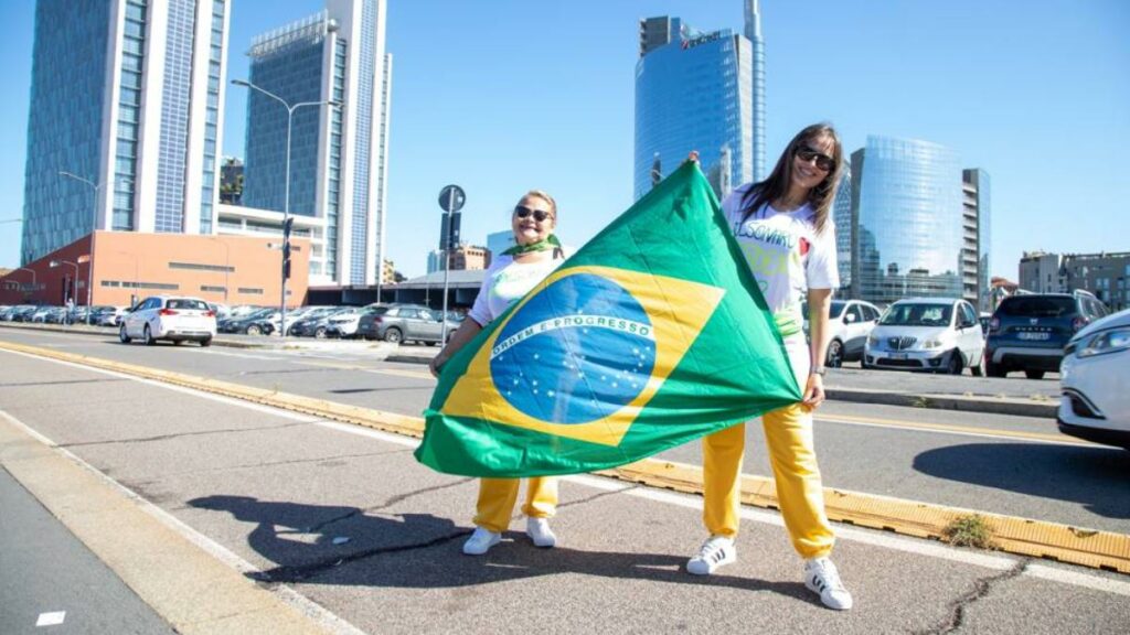 Nas eleições de 2026, os brasileiros residentes no exterior votam exclusivamente para os cargos de presidente e vice-presidente da República.