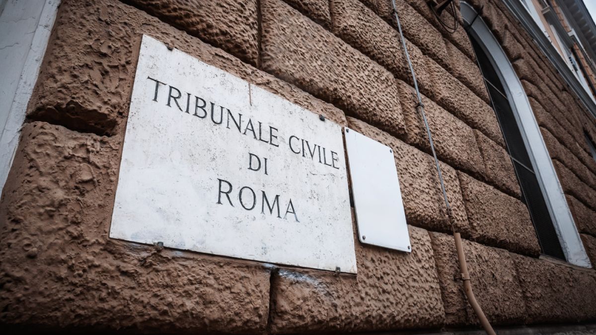 The court ordered the Ministry of the Interior to proceed with the registrations and transcriptions in the relevant civil registries.