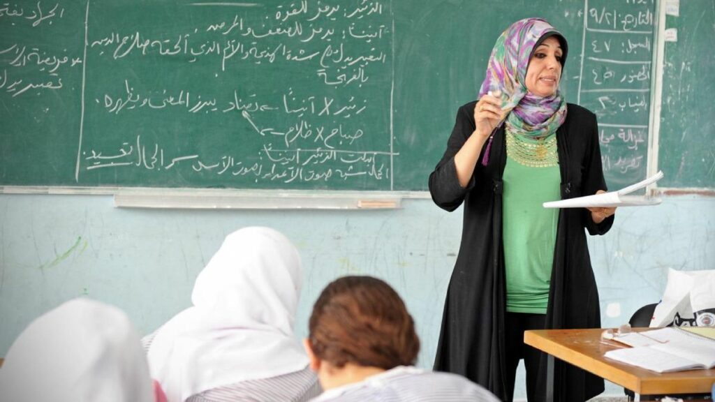 Em Modena, escola pública oferece aulas de Islã e língua árabe aos domingos; iniciativa ocorre desde 2019.