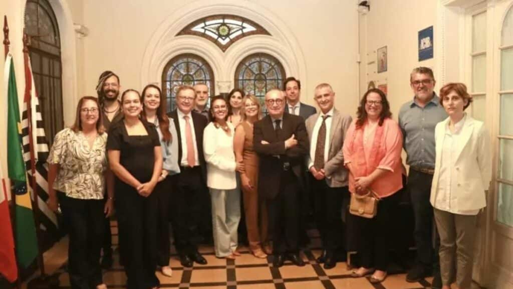 Projeto capacitou 120 professores da rede pública e busca transformar o Brasil em referência para a cultura italiana na América do Sul.