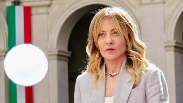 Giorgia Meloni e direita italiana reivindicm vitória nas eleições locais