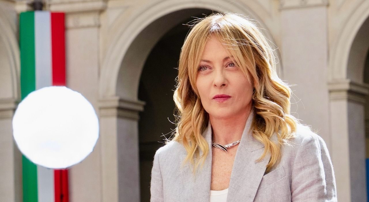 Giorgia Meloni e direita italiana reivindicm vitória nas eleições locais