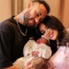 Neymar e sua companheira Bruna Biancardi estiveram no Consulado Geral da Itália em São Paulo para dar início ao processo de cidadania italiana das duas filhas menores do casal.