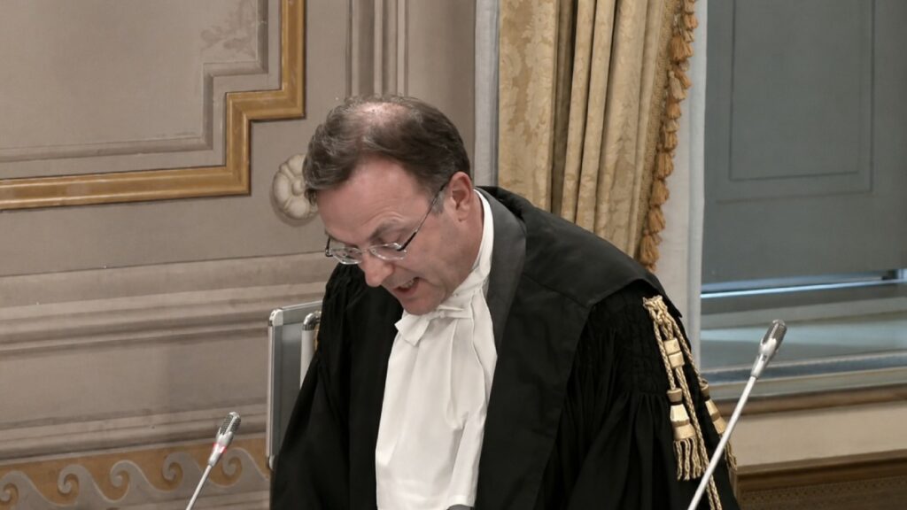 Lorenzo D'Ascia e a contradição que a Avvocatura levou à Corte Constitucional