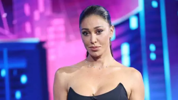 Belén Rodríguez passa em italiano e revela o que falta para a cidadania