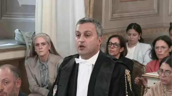 "Talvez eu seja um dos primeiros advogados do mundo chamado a fazer 15 juízes mudarem de ideia sobre algo que já decidiram." Com essa frase, o advogado Marco Mellone abriu sua sustentação oral na Corte Constitucional italiana nesta terça-feira (9).