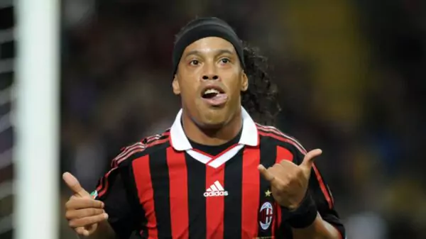 Ronaldinho Gaúcho, confirmado como reforço do Ravenna para a próxima temporada da Série C italiana, em imagem divulgada em junho de 2026.