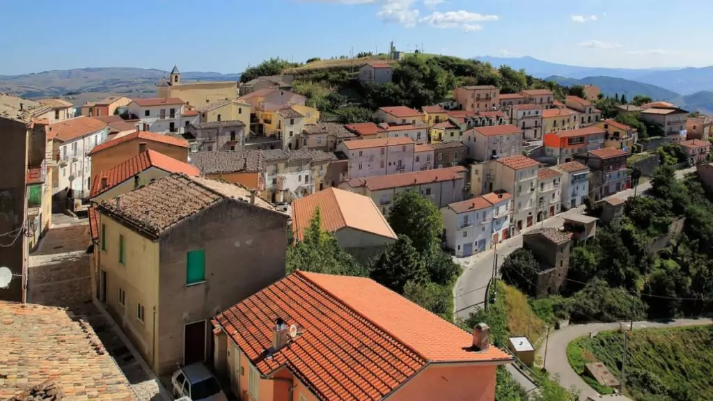 Cairano, en la provincia de Avellino, en Campania. Los pequeños pueblos italianos son el eje de la estrategia de "turismo de raíces", creada para atraer a personas de ascendencia italiana y estimular la economía local.