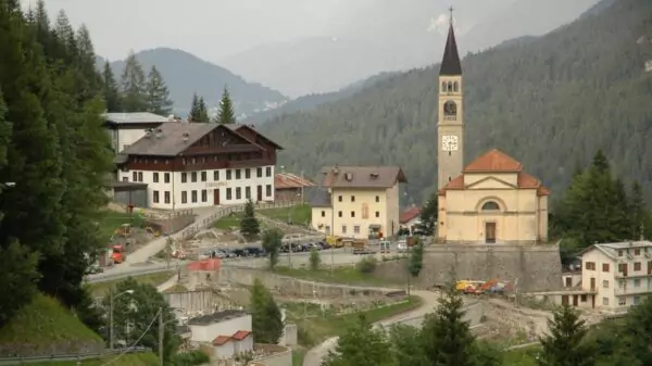 Vista de Cibiana di Cadore, no Vêneto, município com 300 habitantes que ficou sem prefeito um mês após as eleições.