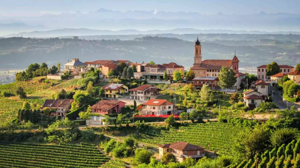 Emigration and chocolate: RAI tells the story of what connects Piedmont to the Argentina vs. Spain final.