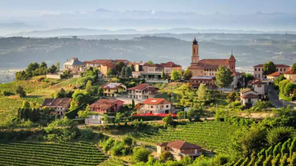 Emigration and chocolate: RAI tells the story of what connects Piedmont to the Argentina vs. Spain final.
