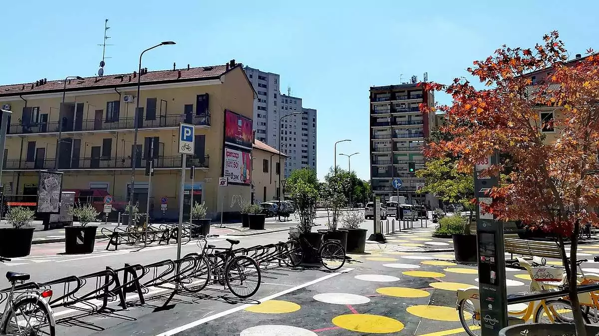 Milão lidera entre as 10 cidades mais perigosas da Itália, segundo o Crime Risk Report 2026