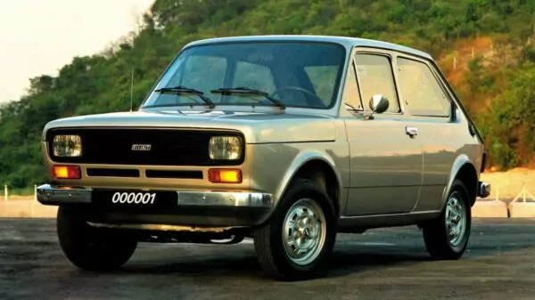 Fiat 147 completa 50 anos como primeiro carro a etanol em série do mundo, marco da inovação automotiva italo-brasileira. Brasil, julho de 2026. Foto: Divulgação