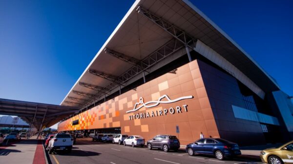 Português investigado por supostos golpes em processos de cidadania foi preso no Aeroporto de Vitória