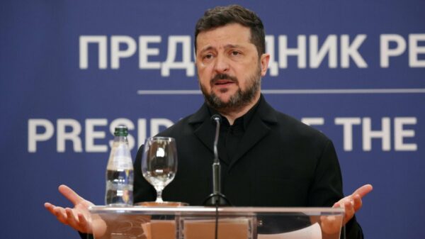 Zelensky alerta: Ucrânia não tem mais usinas termelétricas intactas