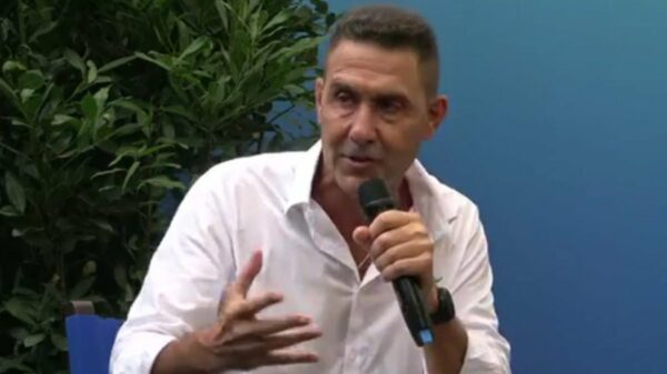 Vannacci ataca Meloni: 'governo segue agenda Draghi e tem pneus furados'