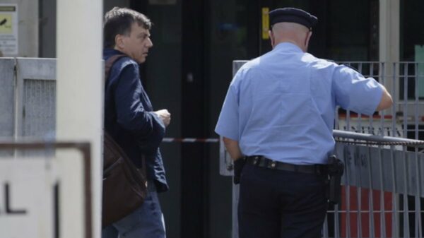 Preso suspeito de mandar colocar bomba na casa de jornalista em Roma