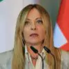 Modelo Albânia: Itália propõe hubs de deportação fora da UE para cúpula de agosto