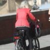 Itália estuda novas regras de trânsito: capacete para bicicletas rápidas e CNH aos 17