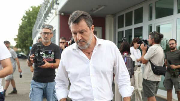 Base lombarda da Liga pede demissão de Salvini e revolta cresce