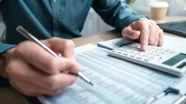 Fisco italiano alerta empresas sobre divergências em receitas e custos declarados