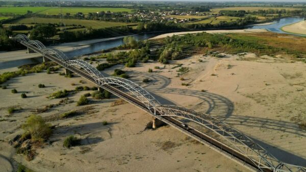 Seca severa no vale do Pó: lagos alpinos chegam a menos de 6% da capacidade